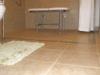 Curb Free Tile Roll-in showers (2)